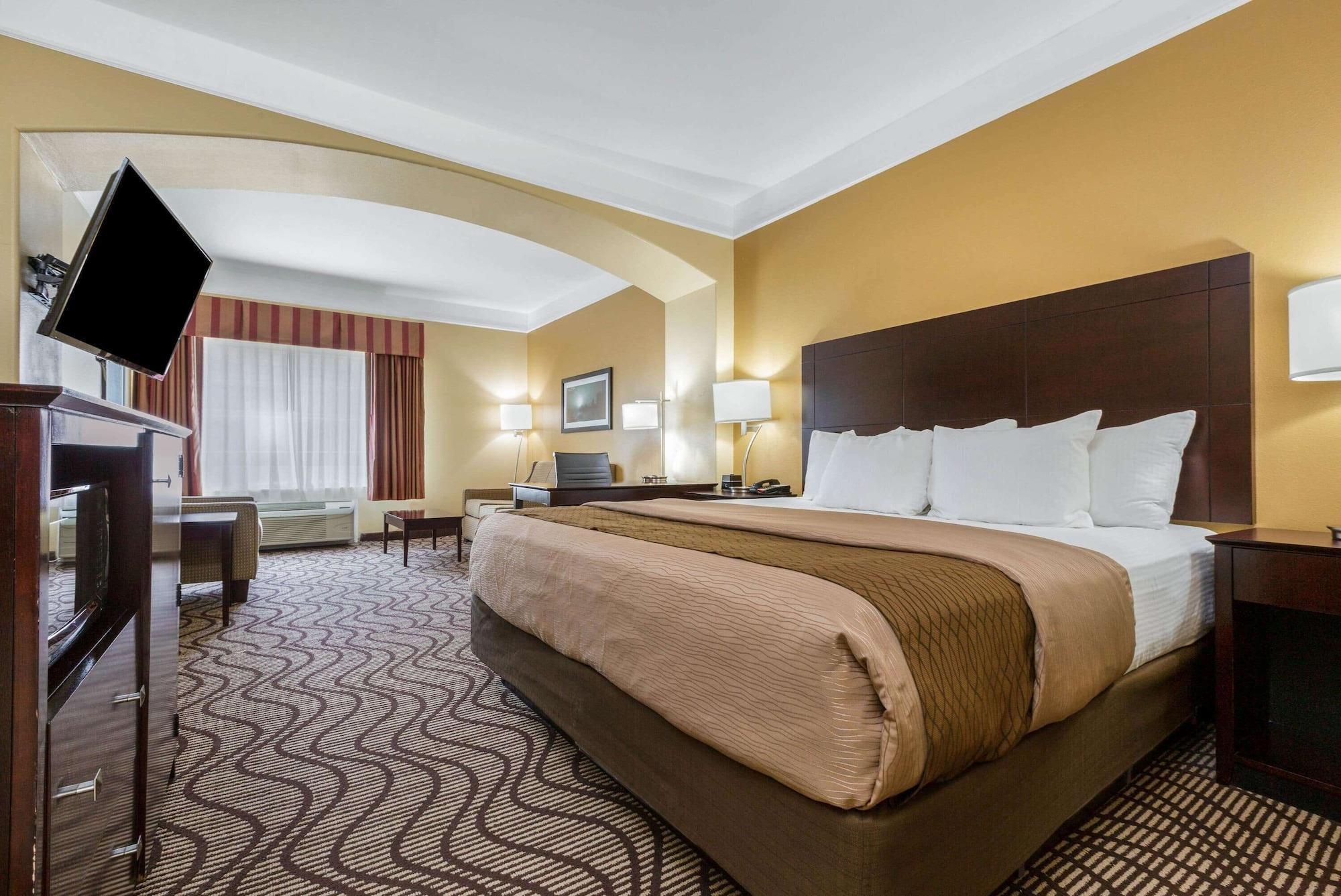 La Quinta By Wyndham Angleton Hotel Bagian luar foto