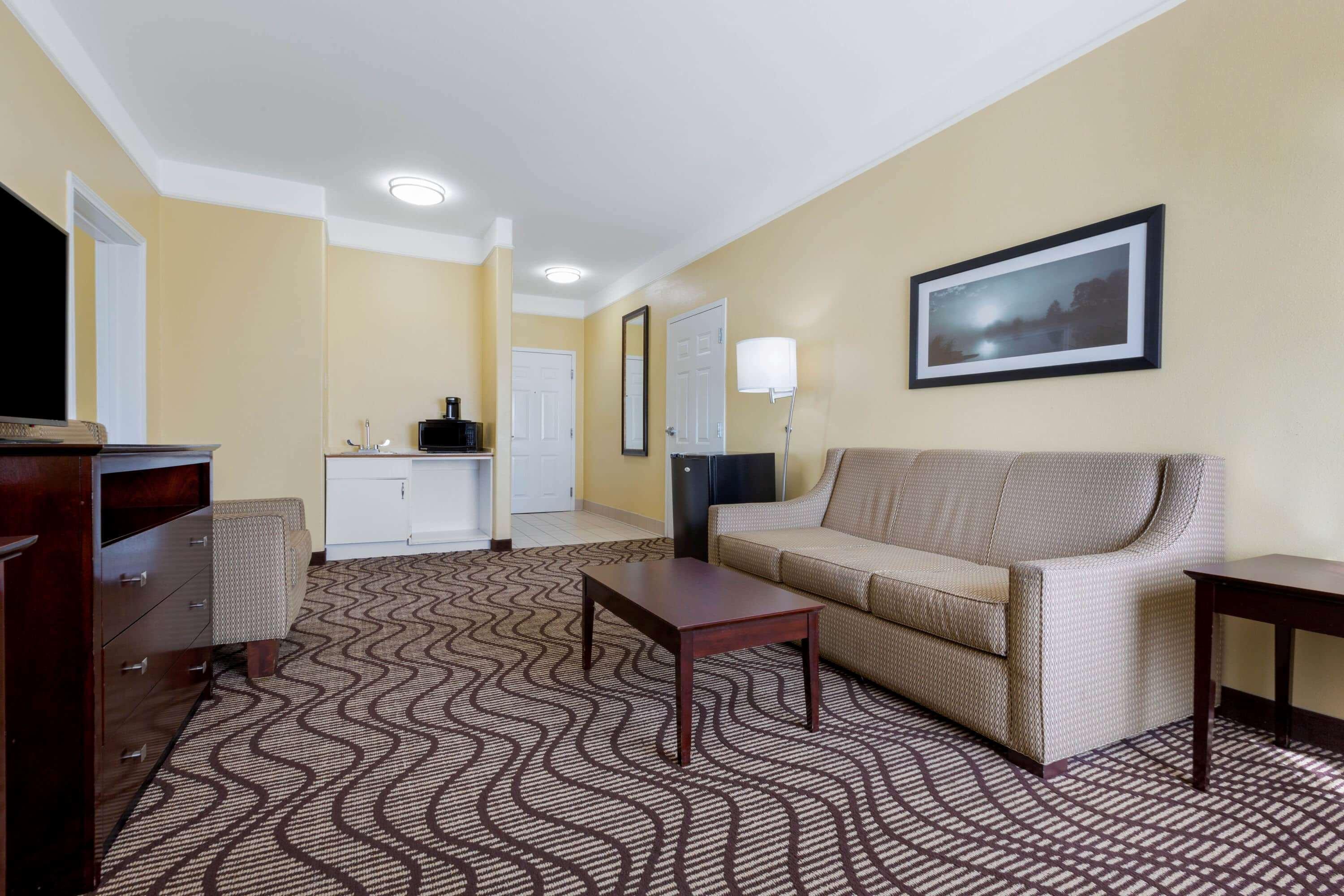 La Quinta By Wyndham Angleton Hotel Bagian luar foto