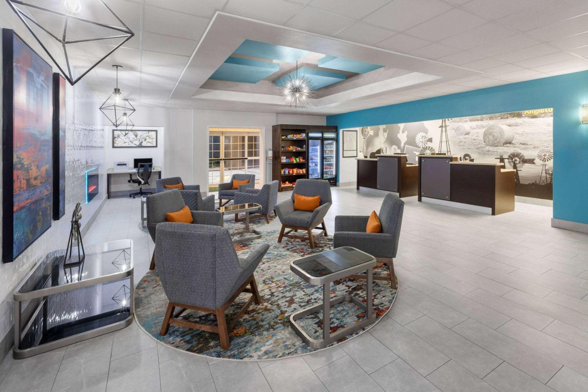 La Quinta By Wyndham Angleton Hotel Bagian luar foto